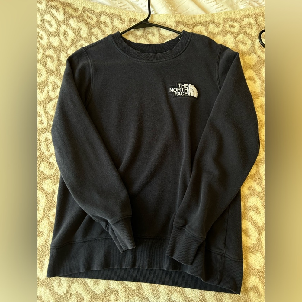 north face crewneck sweatshirt